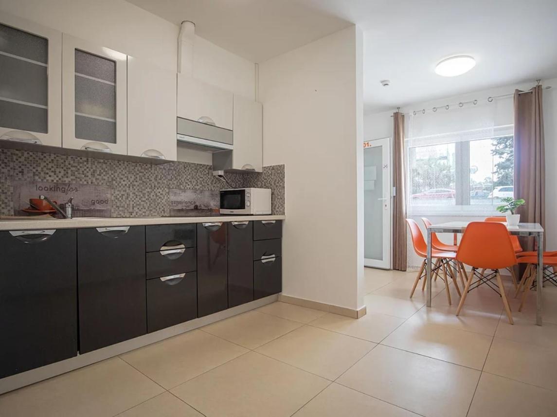 Tisza Gyöngye Apartmanház Appartamento Szeged Esterno foto