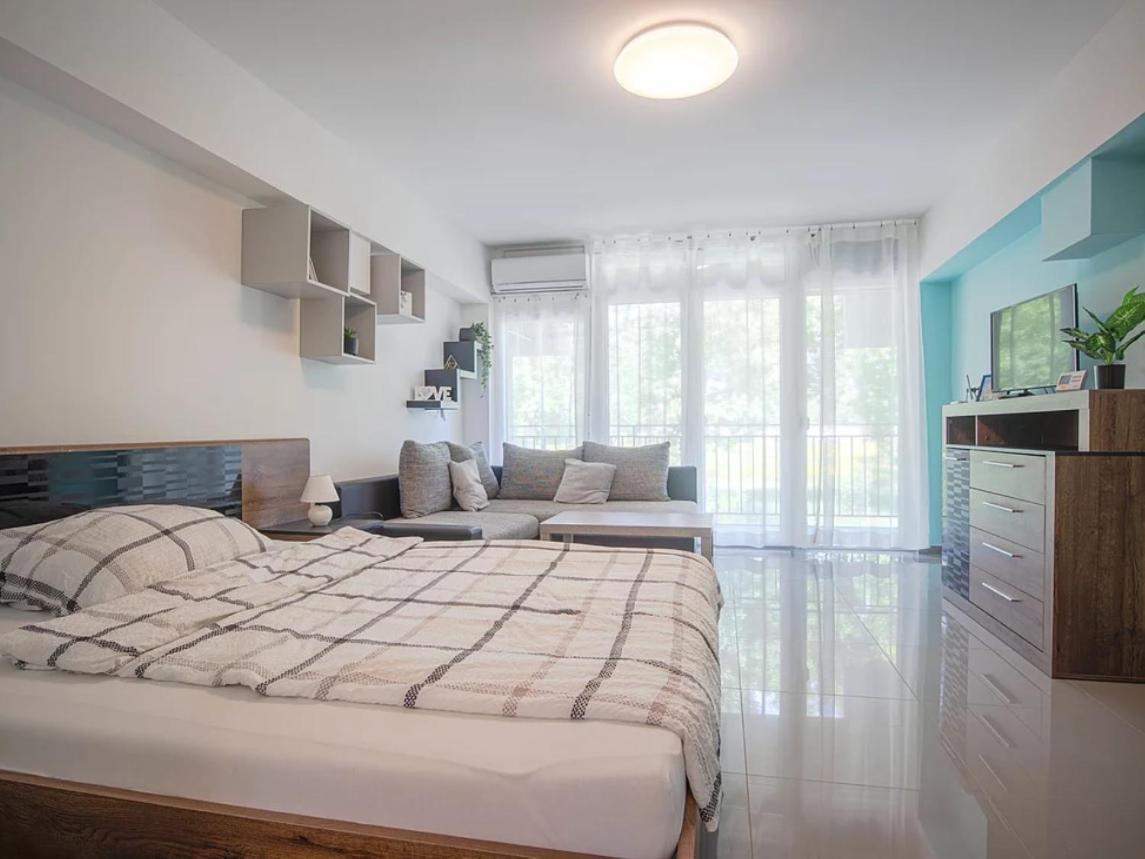 Tisza Gyöngye Apartmanház Appartamento Szeged Esterno foto